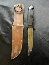 5 1/2” CATTARAUGUS BLACK RUBBER HUNTING KNIFE OVALHOLE PACKING KNIFE