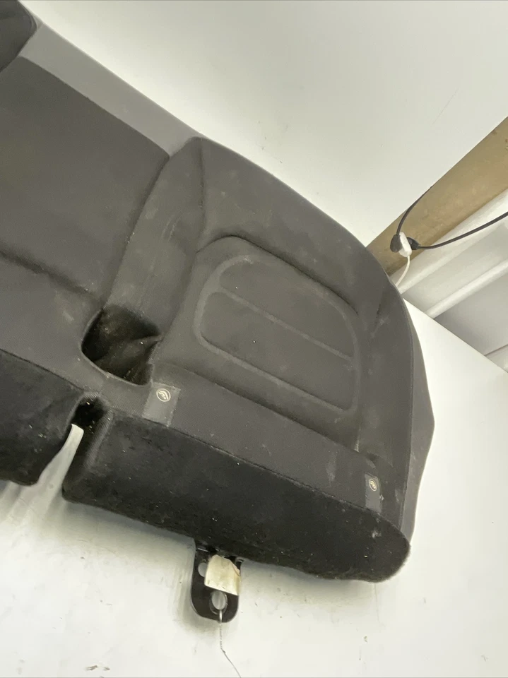Jeep Renegade 2015-2021 asiento inferior trasero - tela negra Foto 4 de 4