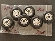 Six Semi 6 Tires W Six 6 Chrome Wheels 125 Scale Pack 2908 
