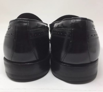 Allen Edmonds Manchester Men display picture 3
