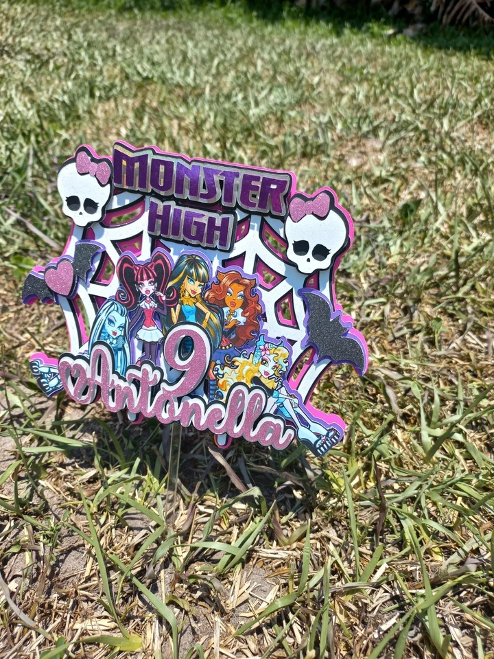 Holographic and personalised 3D cake topper vampire girls pink and purple - Image 4 of 4
