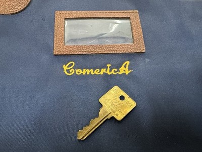 Vintage Comerica Bank Deposit Money Bag Zippered Lock With Key | eBay