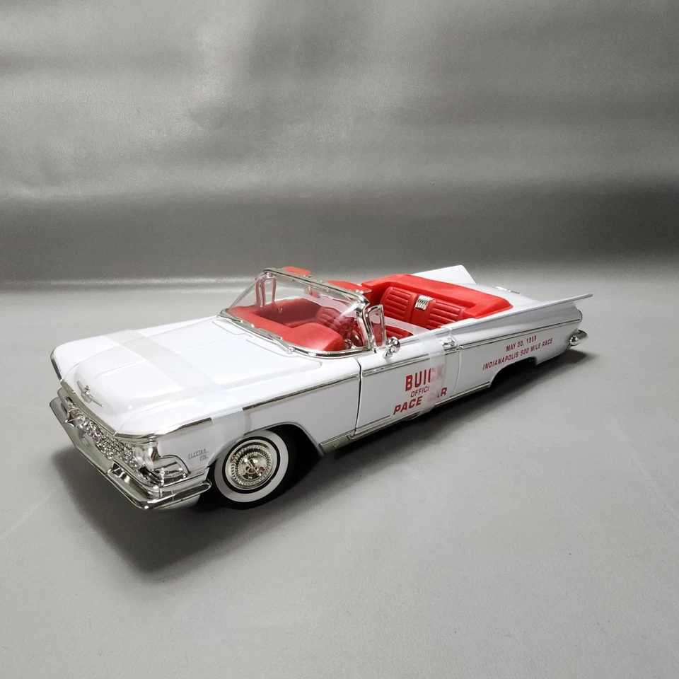 Buick Electra 255 Indy 500 1959 Road Signature 1:18 diecast convertible Foto 2 de 4