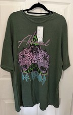 Def Leppard Animal Distressed Graphic T-Shirt Dress in Green