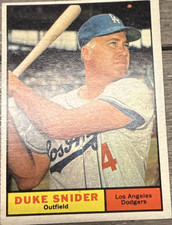 1961 Topps Baseball Cards 22
