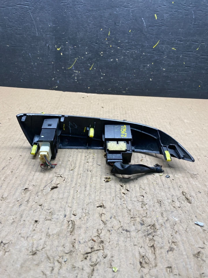 Interruptores climáticos laterales izquierdo Toyota Sienna 2004 a 2010 bisel moldura OEM T1562 DG Foto 4 de 4