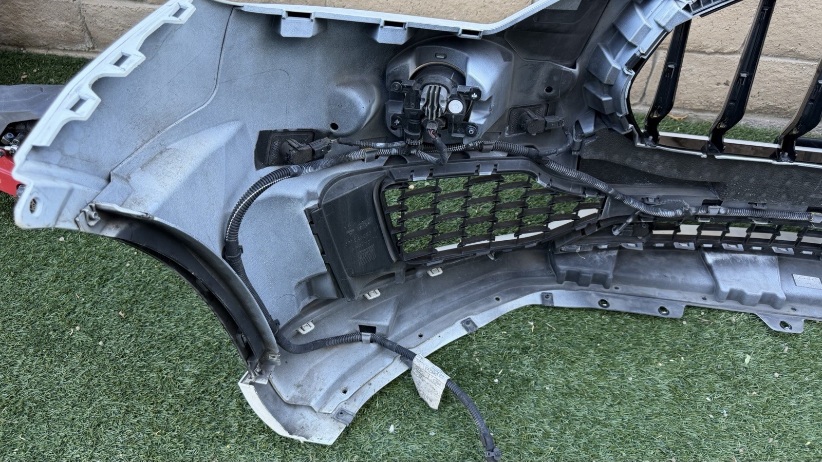 2017–2024 Maserati Levante Front Bumper Cover Assembly OEM