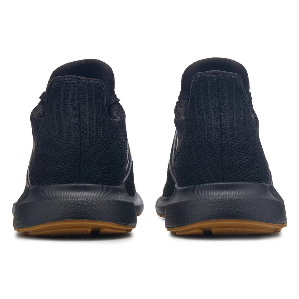 Zapatilla deportiva Adidas Swift Run 1.0 para hombre, color: negra/goma Foto 4 de 4