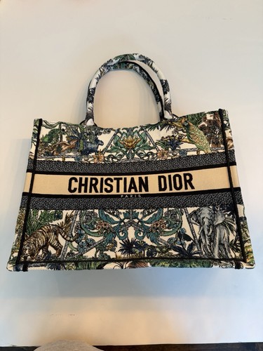CHRISTIAN DIOR MEDIUM DIOR BOOK TOTE MULTICOLOR ÉTOILE DE VOYAGE EMBROIDERY