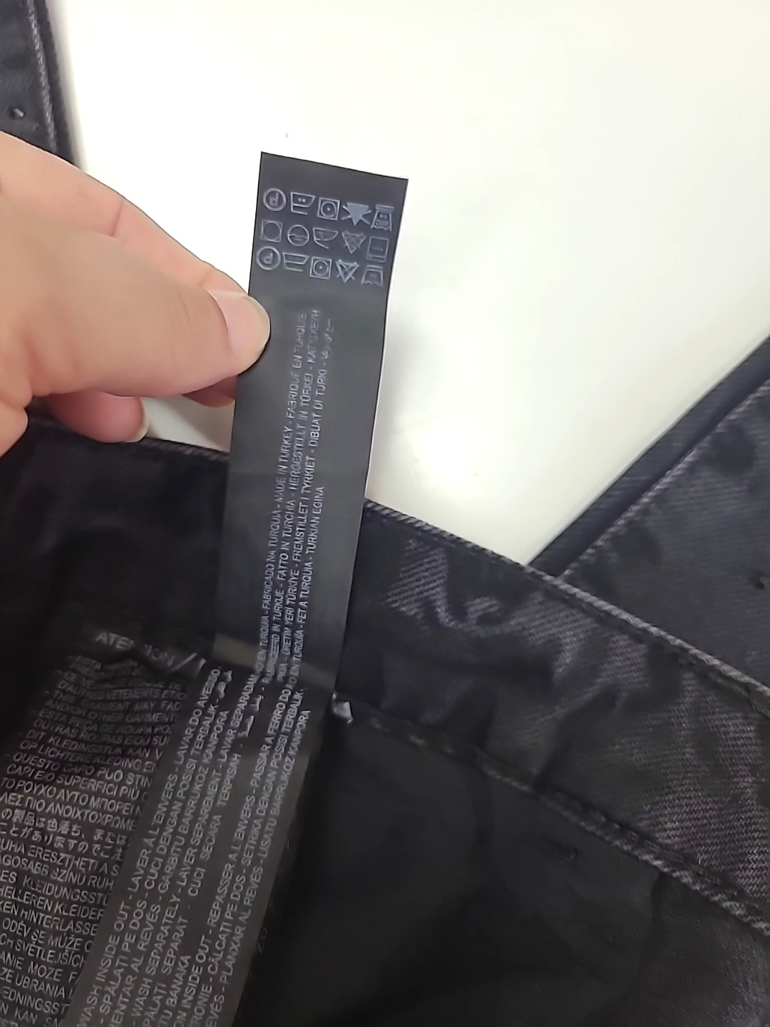 Zara Womens Black High Rise Skinny Jeans with Rhinestones Size 8 Edgy Mobwife thumbnail 10