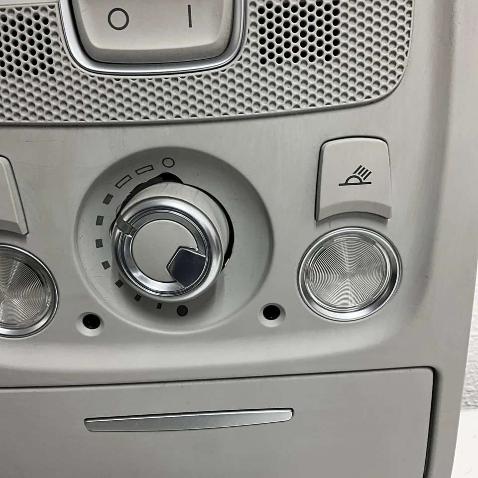 Audi A4 2013 techo delantero interior superior cúpula luz 9015172800 OEM Foto 3 de 4