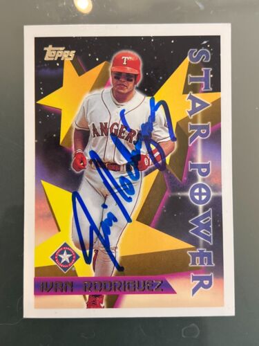 Ivan Rodriguez Topps Official Hand Signed Card 1996 - Photo 1 sur 3