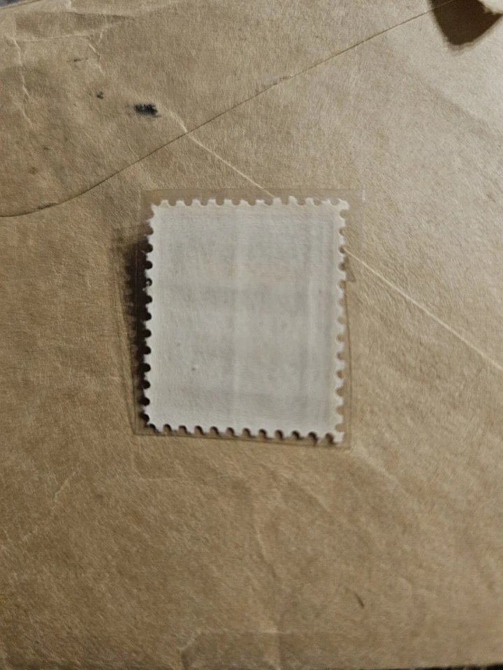 RARE 4 Cent Abraham Lincoln Vintage Stamp. Unused!  - Image 3 of 3