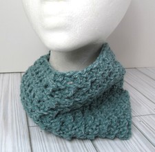 Neck Warmer Scarf Warm Handmade Heather Green Yarn Mens Womens Uni Winter Wear J