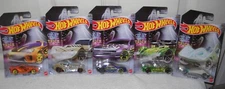 #11877 NRFB 2022 Mattel Set of 5 Halloween Hot Wheels