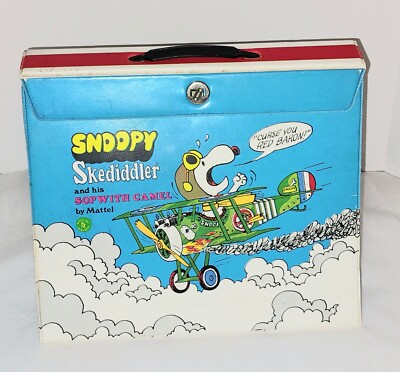 Mattel　60’スヌーピー　Skediddler　SOPWITH　CAMLE Skediddler & Snoopy's Sopwith Camel biplane with airfield complete