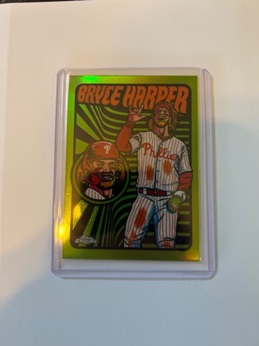 Bryce Harper [Green Refractor] #UV-7 card