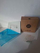 Dowsing & Reynolds 13Amp Fused Isolator Switch White With White Inserts