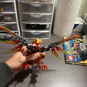 LEGO BIONICLE: Tahu-Uniter of Fire (71308) and Ikir Creature of Fire (71303)