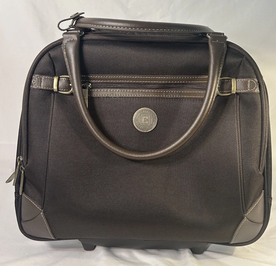 Ralph Lauren Chaps Maletín con ruedas para computadora portátil de cuero marrón a cuadros para llevar durante la noche Foto 2 de 4