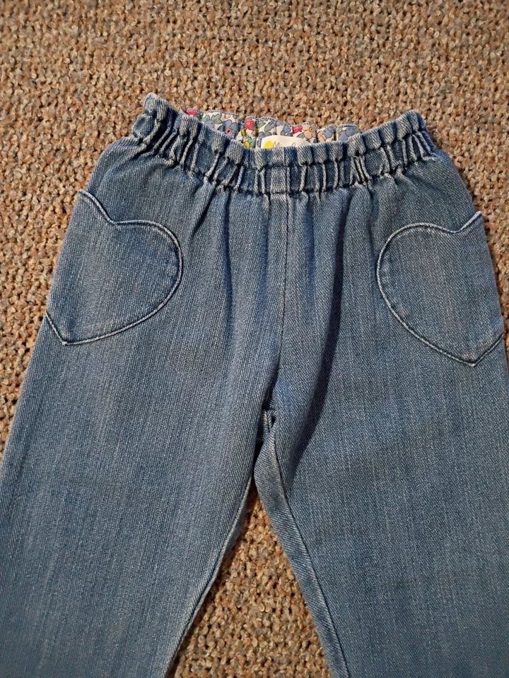 Mini Boden Soft Denim Jeans Heart Pockets Size 5T Girls NWOT - Image 3 of 4