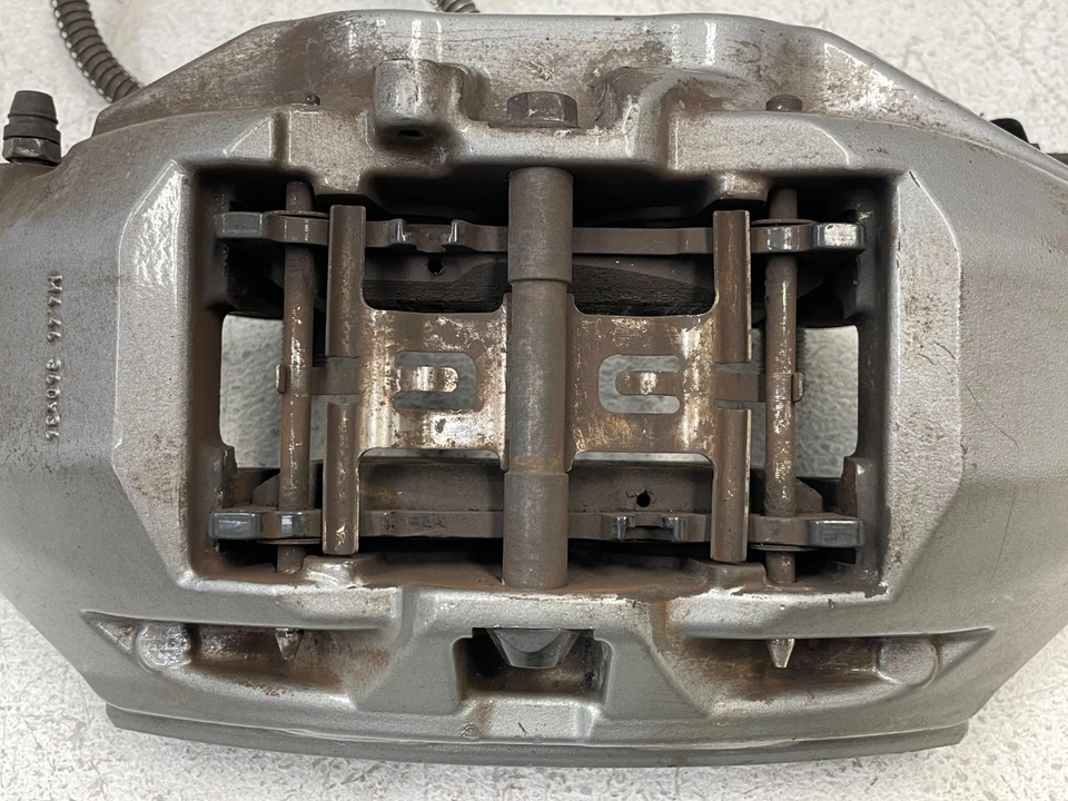 Pinza de freno Brembo conductor delantero izquierdo mercedes sl550 sl400 r231 13-16 1587 fabricante de equipos originales Foto 2 de 4