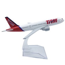 1:400 Scale 16cm Brazil TAM 777 Airplane Model Alloy Aircraft Plane Souvenir