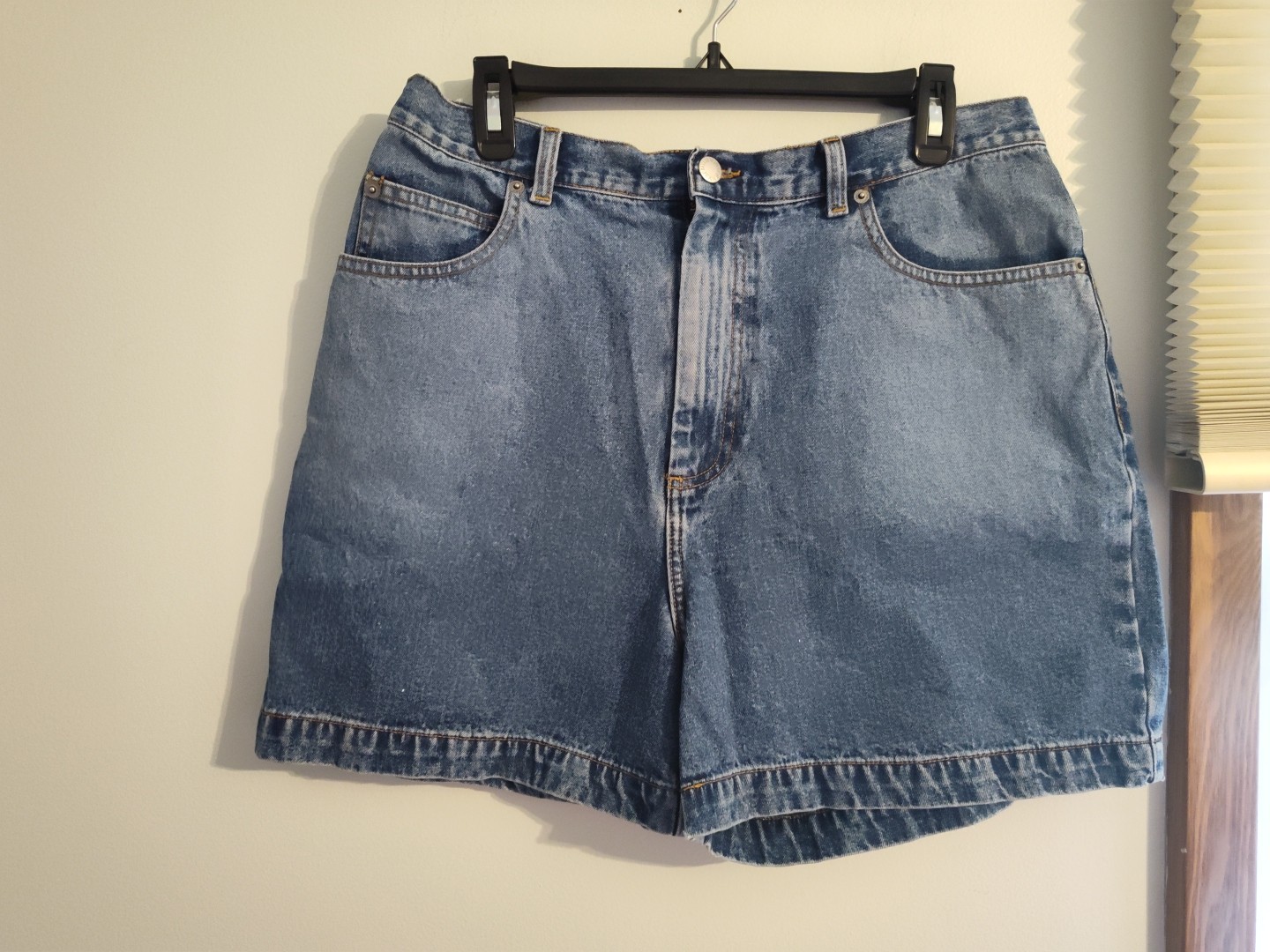 Banana Republic High Rise Straight Jean Shorts Size 14 Custom Hand painted