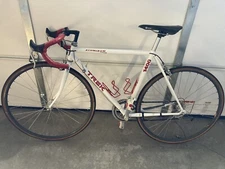 trek 1400 road bike