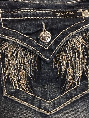 Miss Me embellished Boot cut Jeans - size 26 Lightly Used (JP5616B