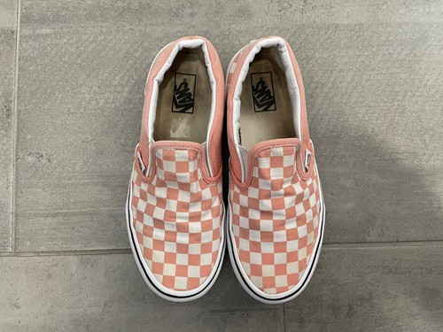 salmon checkered vans