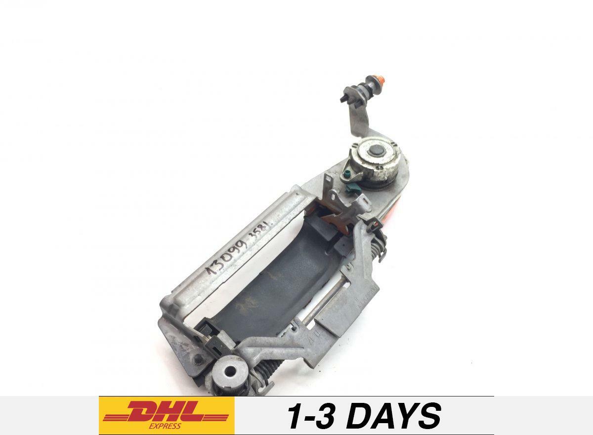 82184447 22246022 Door Exterior Handle Right Volvo Trucks Lorries  