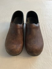Dansko Professional Women  s 39 EU 9 Clogs Brown Leather Shoes