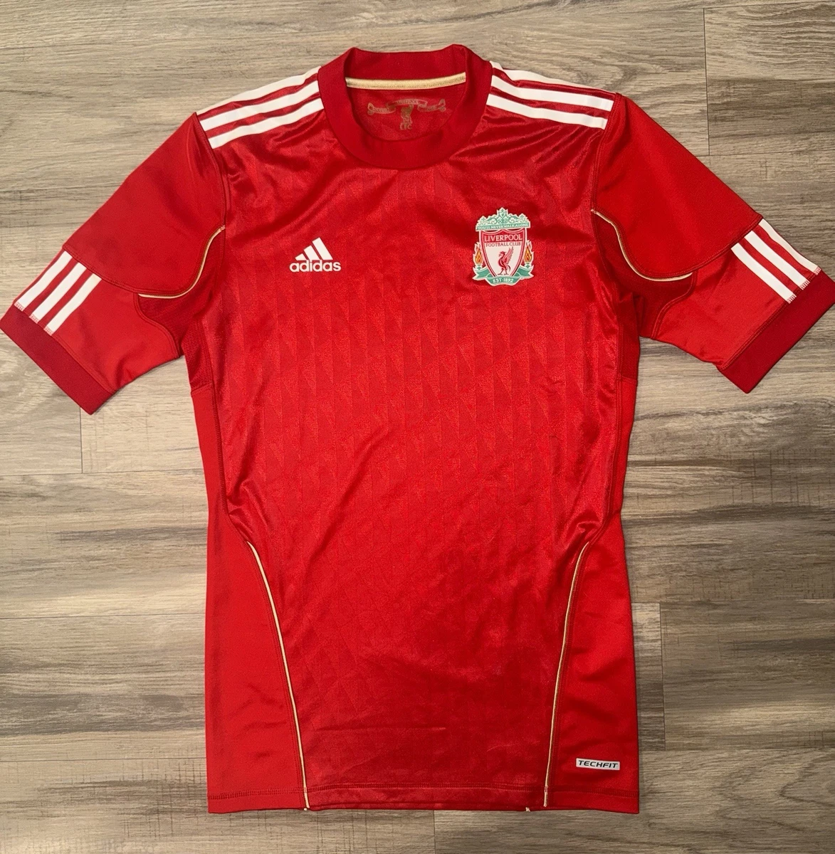 Preços baixos em Adidas Liverpool Vermelho Clube Internacional de