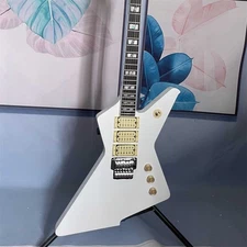 3H Pickups Electric Guitar Chrome Hardware Floyd Rose Bridge 6 Strings Fast Ship