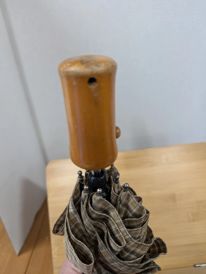 Paraguas marrón vintage Gap Foto 3 de 4