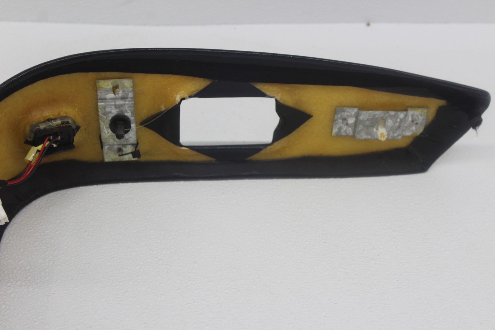99-01 FERRARI 456 M LOWER PASSENGER SIDE SEAT PANEL COVER TRIM