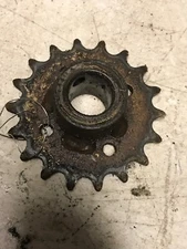 OEM GOOD USED CRAFTSMAN TRACK SNOWBLOWER 536.884810-8333 TRACK DRIVE SPROCKET