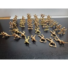 Vintage Lot of Tan World War II Era Soldiers - Manufacture Unknown