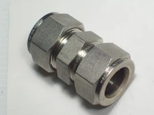 1 -  Swagelok Stainless Steel Union Fitting,  3/4" OD Tube,  SS-1210-6
