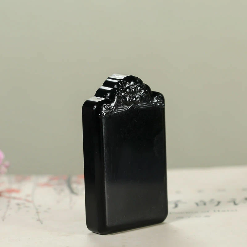 Amuleto seguro y sano cabeza de bestia de jade negro grado grasa oveja jade hetiano natural Foto 4 de 4