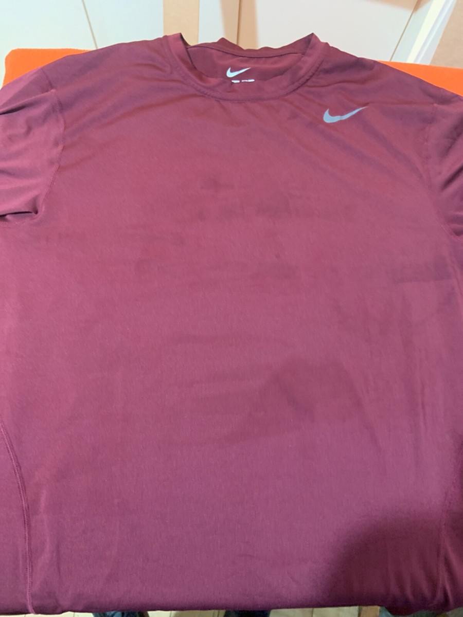 maroon nike compression shirt