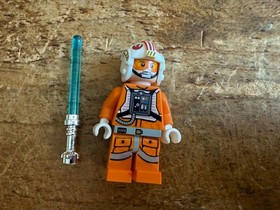 X-Wing Fighter 9493 Lego Luke Skywalker Pilot w/ Blue Lightsaber 2012