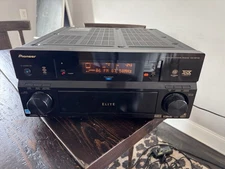 Pioneer Elite VSX-82TXS 7.1 THX AV Receiver Tested - EXCELLENT