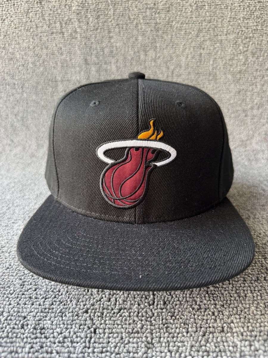 Mitchell & Ness Miami Heat NBA Snapback Hat Black Red Retro Cap