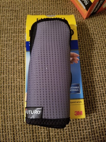 FUTURO™ Reversible Splint Wrist Brace 10770EN - Picture 5 of 5