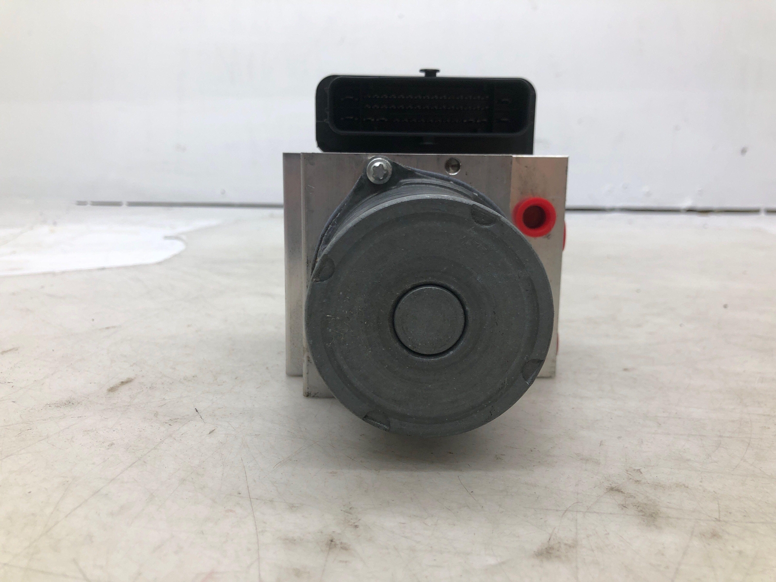 2016-2020 BENTLEY BENTAYGA 6.0L W12 ABS ANTI-LOCK BRAKE PUMP 36A907379F OEM