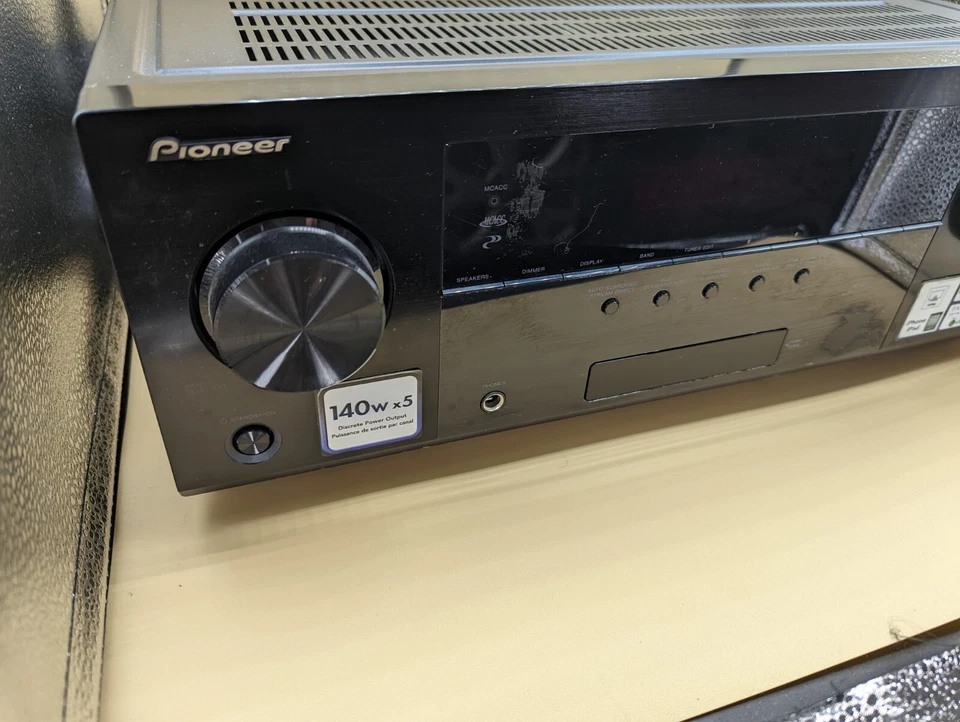 Pioneer VSX-822-K 5.1 Channel Network AV Home Receiver HDMI FOR PARTS POWERS ON! - Image 3 of 4
