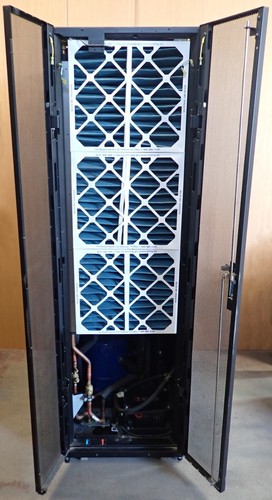 APC ACRD502 InRow RD 600mm 42U Direct Expansion Air Cooled Cooling Unit 380-415V - Picture 9 of 11