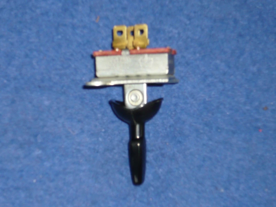 Barracuda Cuda Challenger 1972-74 carrocería E OEM Rallye tablero desempañador interruptor reconstruido Foto 2 de 4